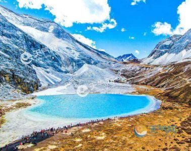 稻城亞丁天氣最新更新，藍(lán)天下的勵(lì)志之旅啟程
